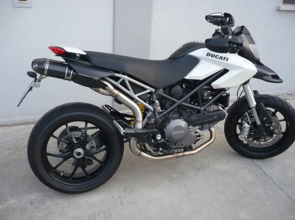 HYPERMOTARD 796